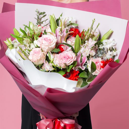 Blushing Beauty Single Gerbera-Daisies Bouquet