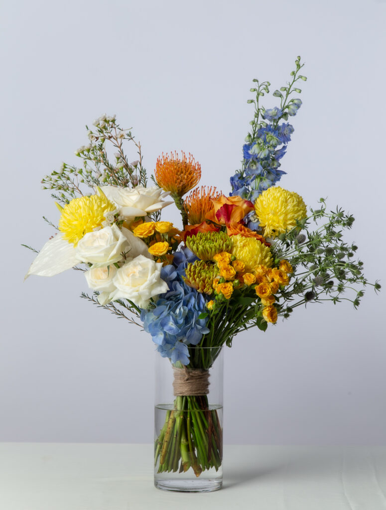 single size neptune vase arrangement