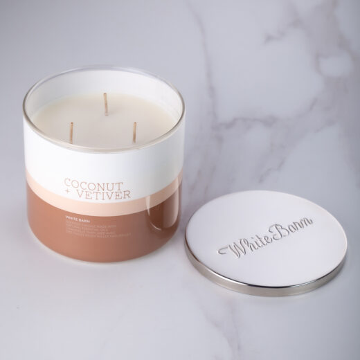 White Barn Coconut Vetiver candle