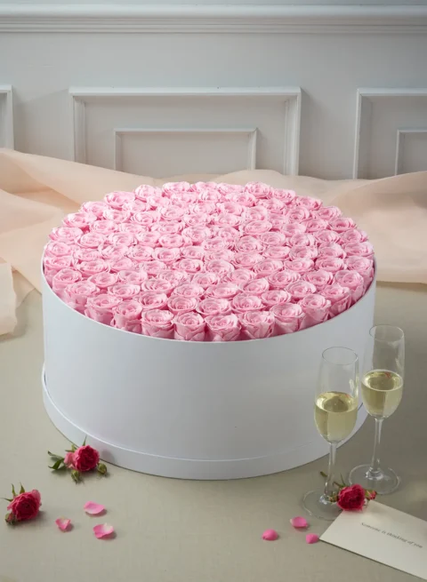 Preserved Rose Box – 99 Pink Roses