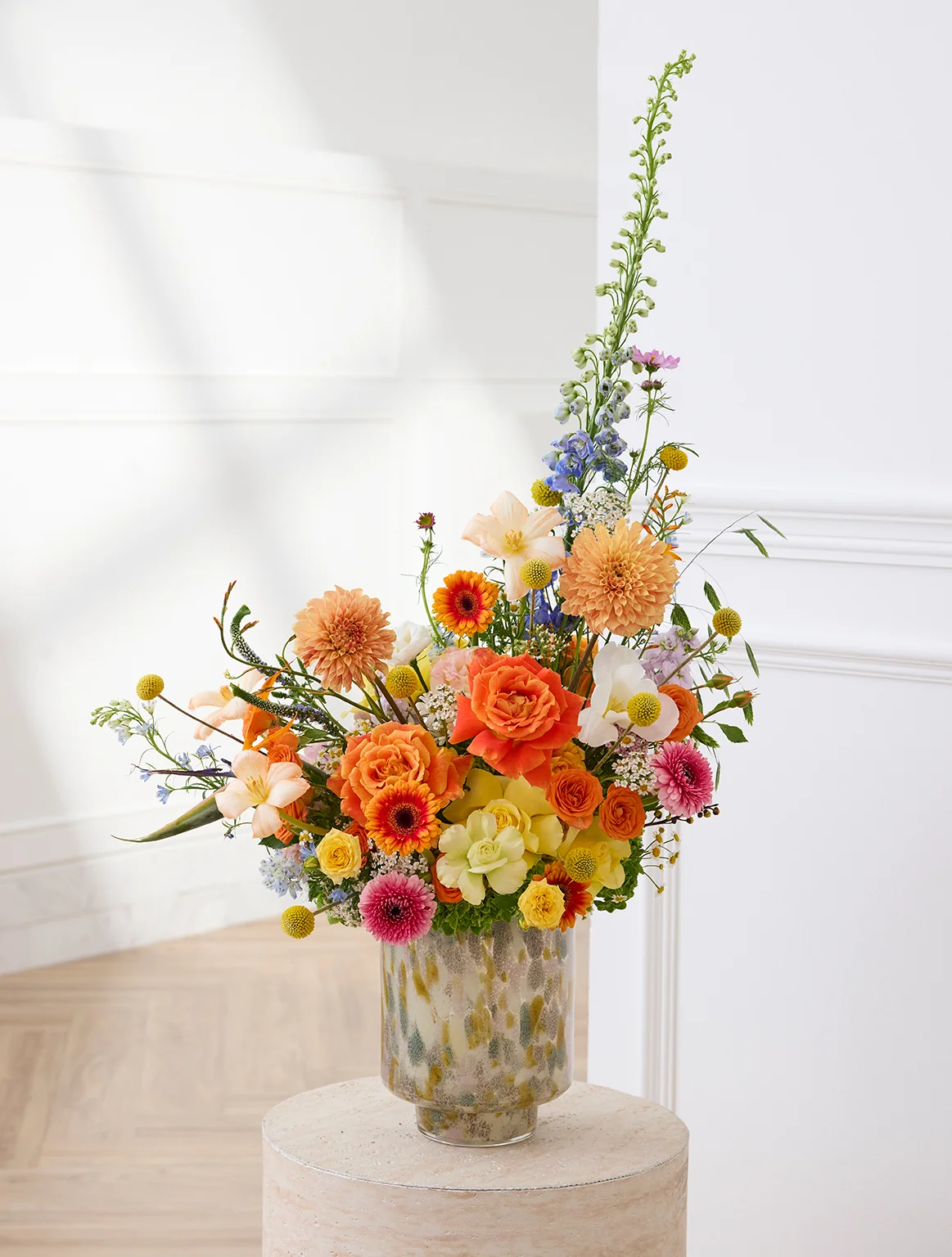 Fresh flower in vase, orange rose basket