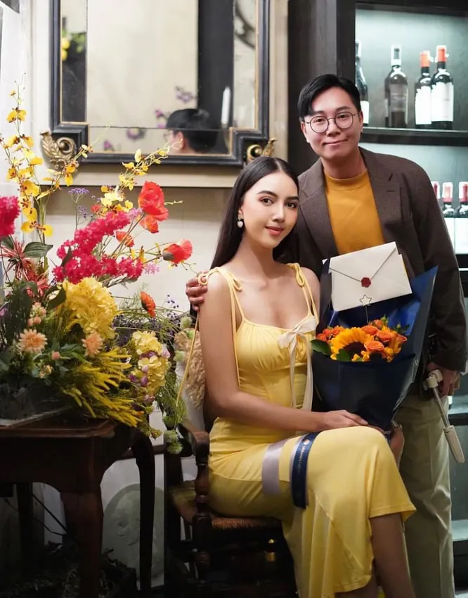 รูปลูกค้า: – พลอย, กรุงเทพฯ