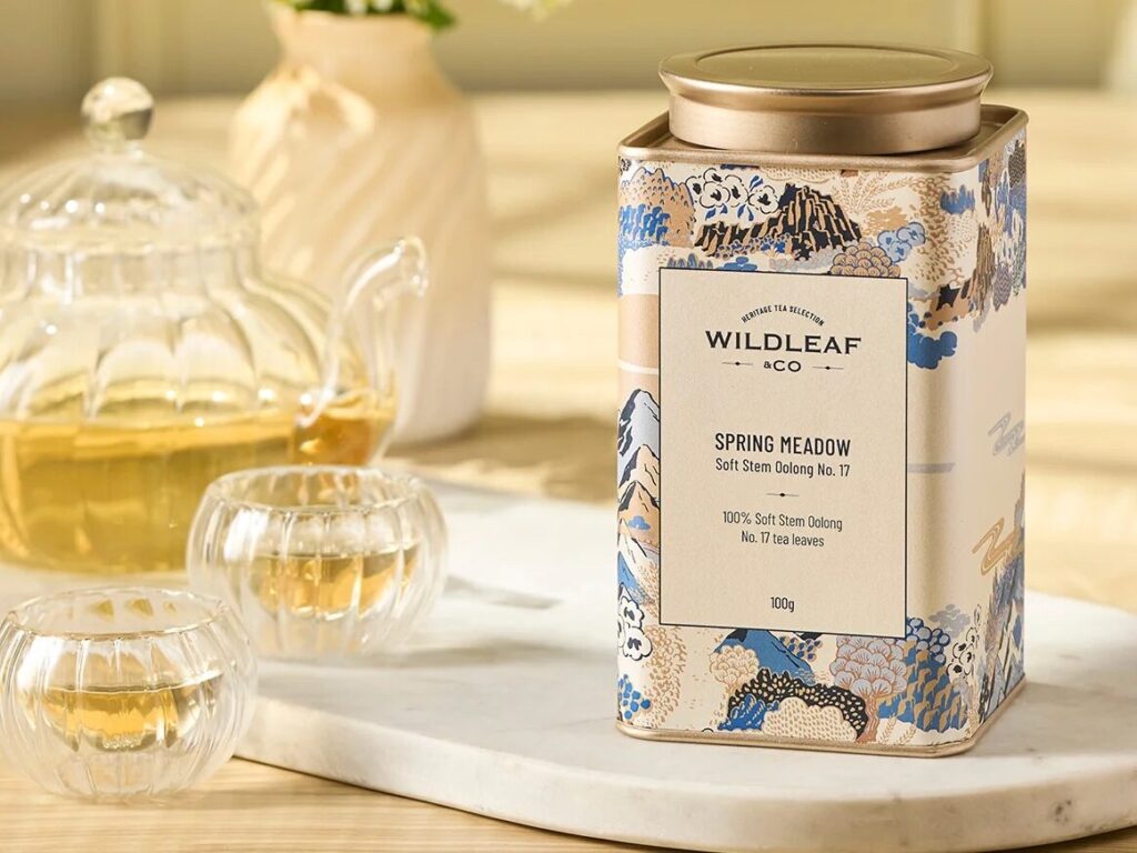 Premium tea from UrbanFlowers.