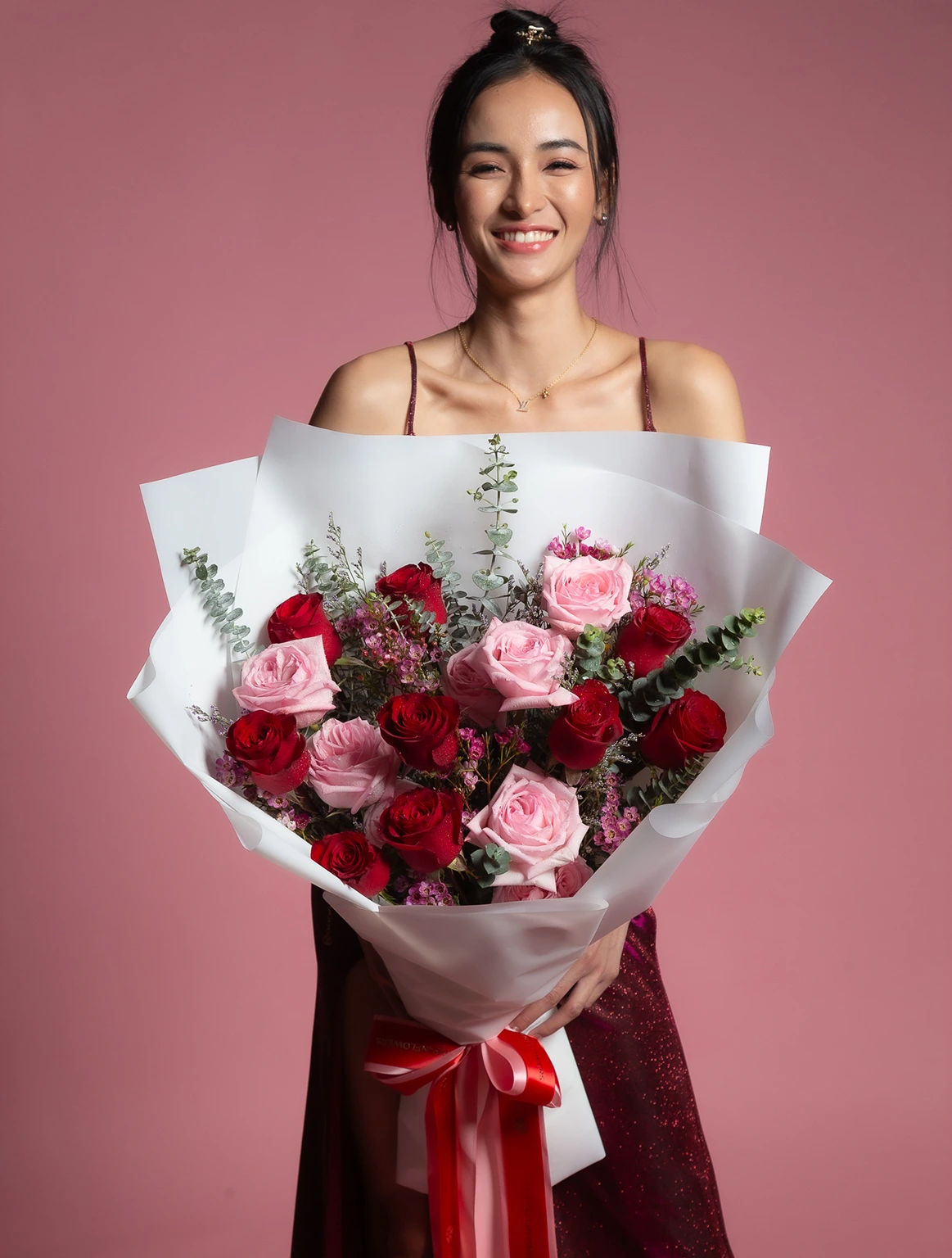 premium-pink-red-rose-bouquet-greenery-white-wrap-medium-shot